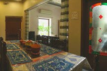 Stunning ambiance coupled with extravagant lunch by Seema Sethi Stunning ambiance coupled with extravagant lunch by Seema Sethi